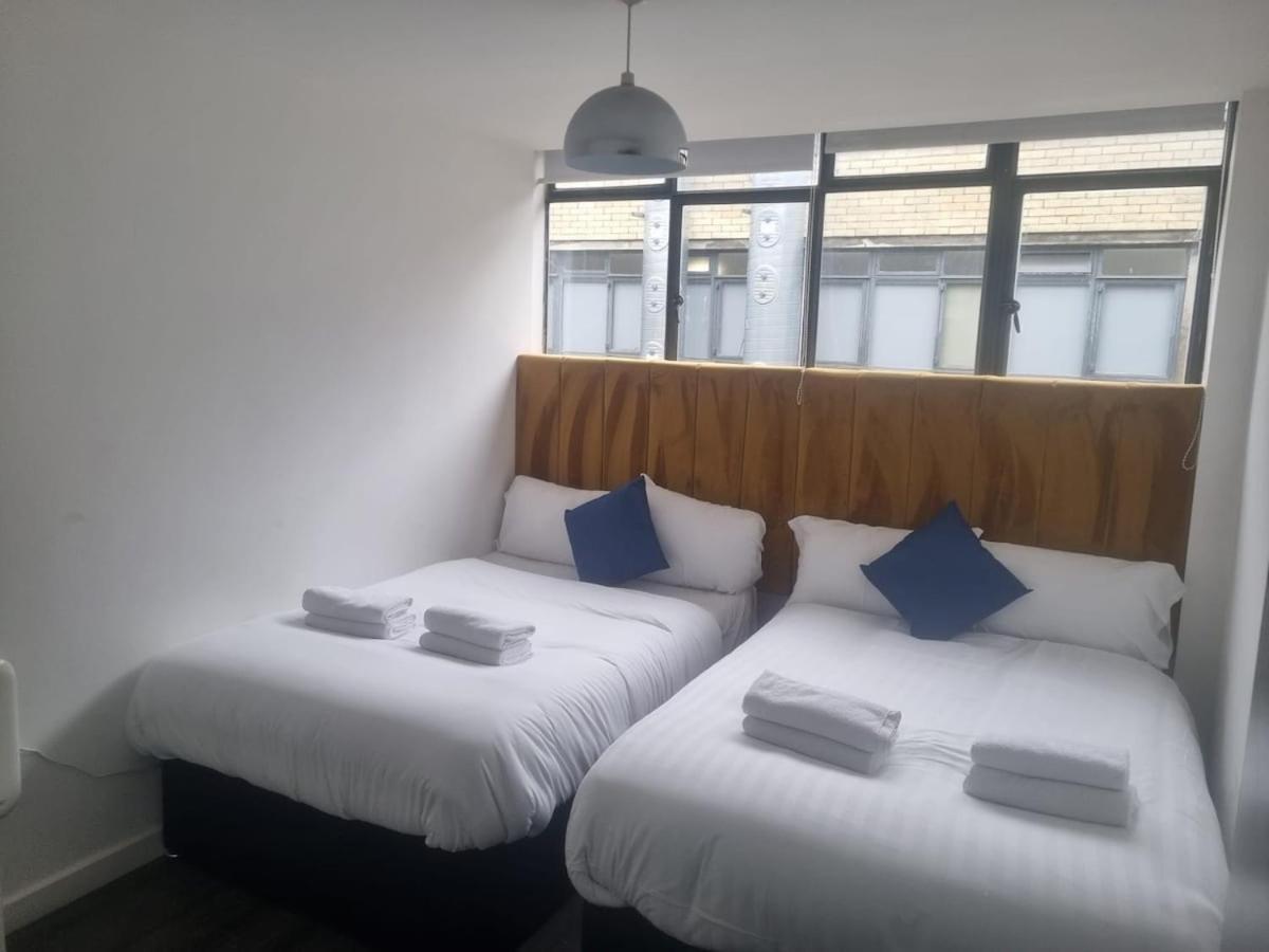 Sevenstay Bold 12 Liverpool